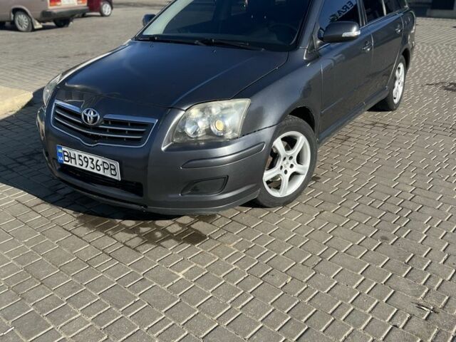 Серый Тойота Авенсис, объемом двигателя 1.6 л и пробегом 340 тыс. км за 5000 $, фото 1 на Automoto.ua