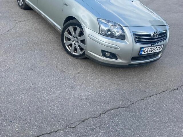 Серый Тойота Авенсис, объемом двигателя 2.23 л и пробегом 259 тыс. км за 5500 $, фото 1 на Automoto.ua