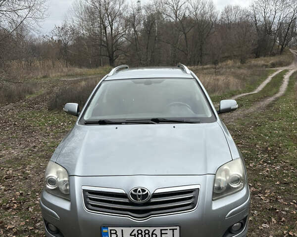 Серый Тойота Авенсис, объемом двигателя 2.2 л и пробегом 229 тыс. км за 6200 $, фото 1 на Automoto.ua