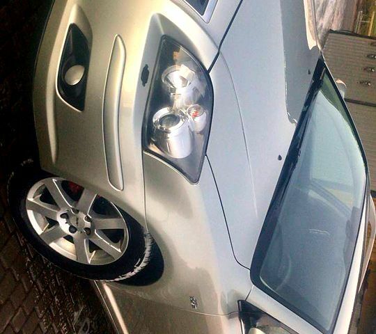 Серый Тойота Авенсис, объемом двигателя 2.2 л и пробегом 240 тыс. км за 5500 $, фото 1 на Automoto.ua