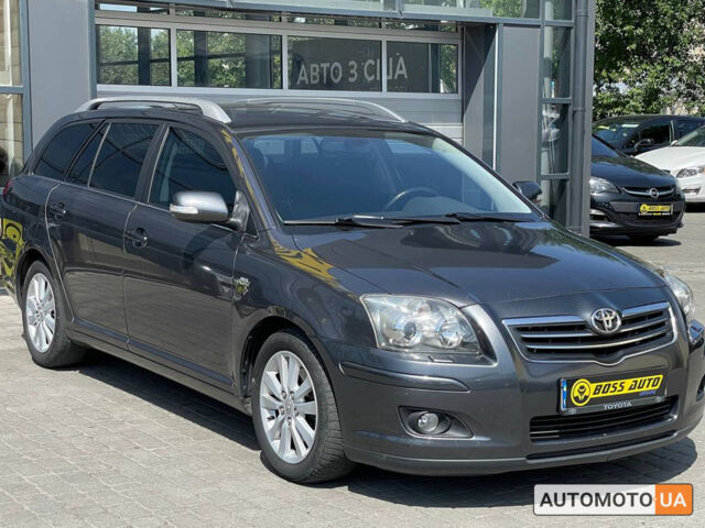 Серый Тойота Авенсис, объемом двигателя 2.2 л и пробегом 259 тыс. км за 6500 $, фото 1 на Automoto.ua