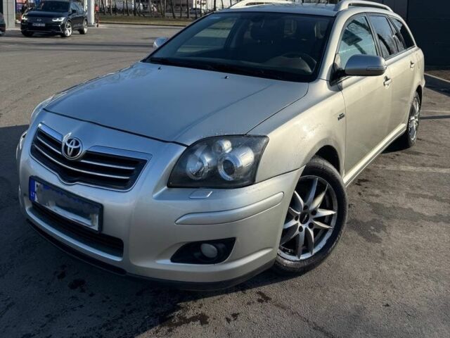 Серый Тойота Авенсис, объемом двигателя 2.2 л и пробегом 295 тыс. км за 2700 $, фото 1 на Automoto.ua