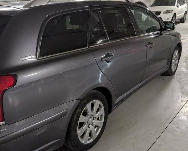 Сірий Тойота Авенсіс, об'ємом двигуна 1.8 л та пробігом 210 тис. км за 5750 $, фото 1 на Automoto.ua