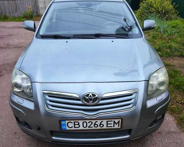 Серый Тойота Авенсис, объемом двигателя 2 л и пробегом 315 тыс. км за 6000 $, фото 1 на Automoto.ua