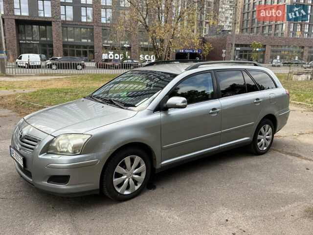 Серый Тойота Авенсис, объемом двигателя 1.8 л и пробегом 232 тыс. км за 6200 $, фото 1 на Automoto.ua