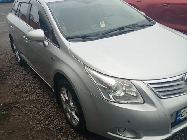 Серый Тойота Авенсис, объемом двигателя 2.2 л и пробегом 262 тыс. км за 9000 $, фото 1 на Automoto.ua