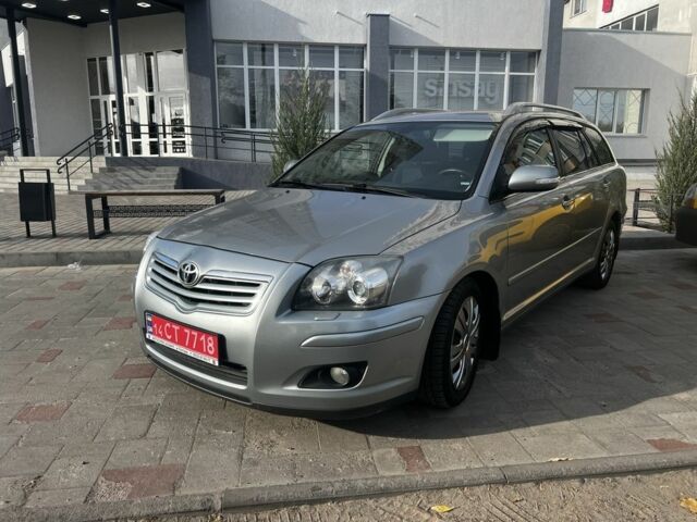 Сірий Тойота Авенсіс, об'ємом двигуна 1.8 л та пробігом 196 тис. км за 7025 $, фото 1 на Automoto.ua