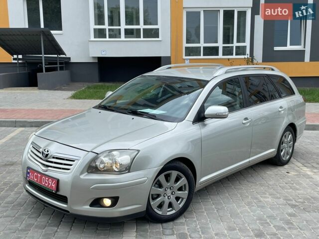Серый Тойота Авенсис, объемом двигателя 1.8 л и пробегом 190 тыс. км за 7899 $, фото 1 на Automoto.ua