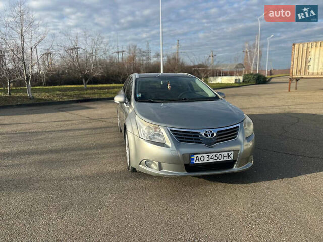 Сірий Тойота Авенсіс, об'ємом двигуна 2.23 л та пробігом 267 тис. км за 6700 $, фото 1 на Automoto.ua