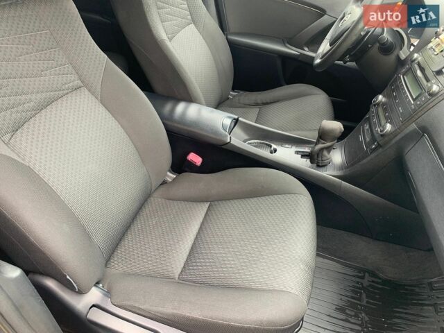 Серый Тойота Авенсис, объемом двигателя 1.8 л и пробегом 190 тыс. км за 9300 $, фото 1 на Automoto.ua