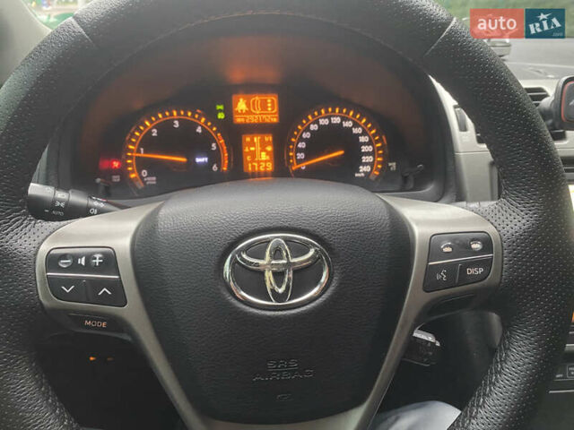 Сірий Тойота Авенсіс, об'ємом двигуна 2.23 л та пробігом 292 тис. км за 7500 $, фото 1 на Automoto.ua