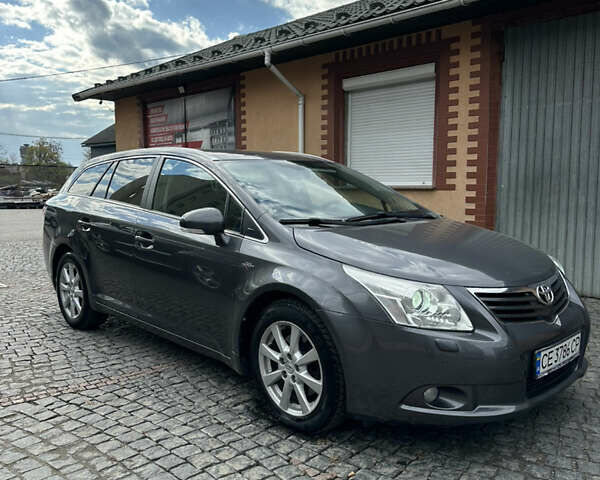 Серый Тойота Авенсис, объемом двигателя 2.23 л и пробегом 244 тыс. км за 8900 $, фото 1 на Automoto.ua