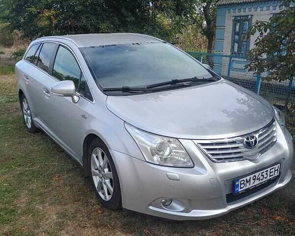 Серый Тойота Авенсис, объемом двигателя 2.2 л и пробегом 345 тыс. км за 9000 $, фото 1 на Automoto.ua