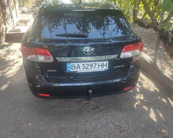 Сірий Тойота Авенсіс, об'ємом двигуна 2 л та пробігом 240 тис. км за 10500 $, фото 1 на Automoto.ua