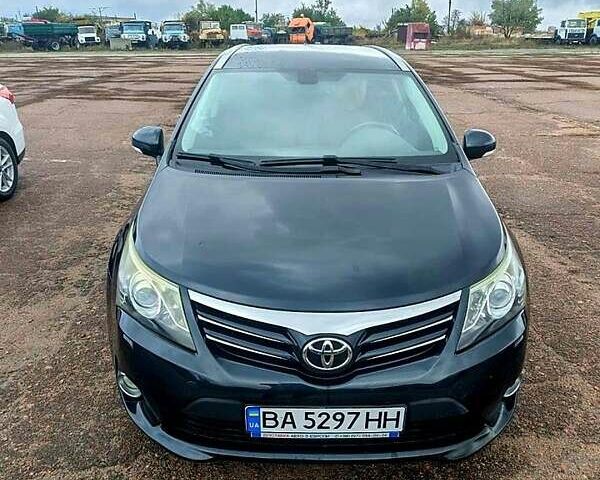 Серый Тойота Авенсис, объемом двигателя 2 л и пробегом 243 тыс. км за 9700 $, фото 1 на Automoto.ua