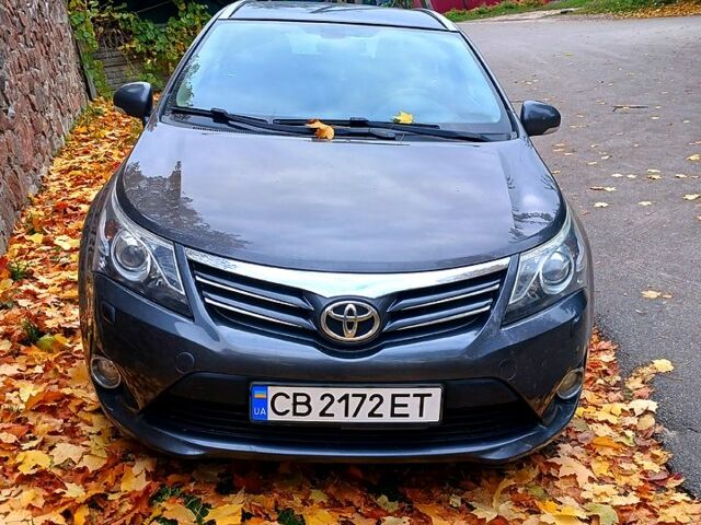 Серый Тойота Авенсис, объемом двигателя 1.8 л и пробегом 202 тыс. км за 9300 $, фото 1 на Automoto.ua
