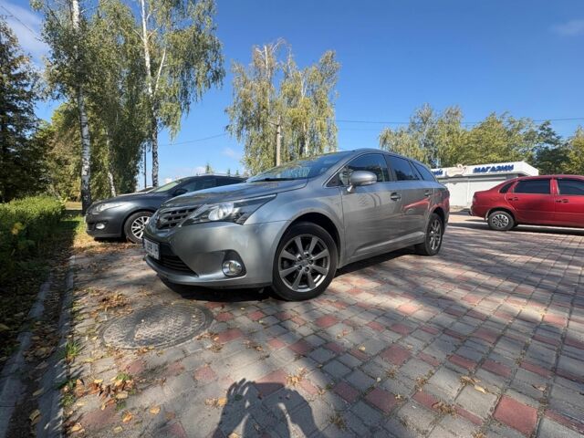 Серый Тойота Авенсис, объемом двигателя 2 л и пробегом 2 тыс. км за 8937 $, фото 1 на Automoto.ua