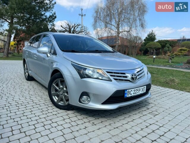 Сірий Тойота Авенсіс, об'ємом двигуна 2.2 л та пробігом 313 тис. км за 9300 $, фото 1 на Automoto.ua