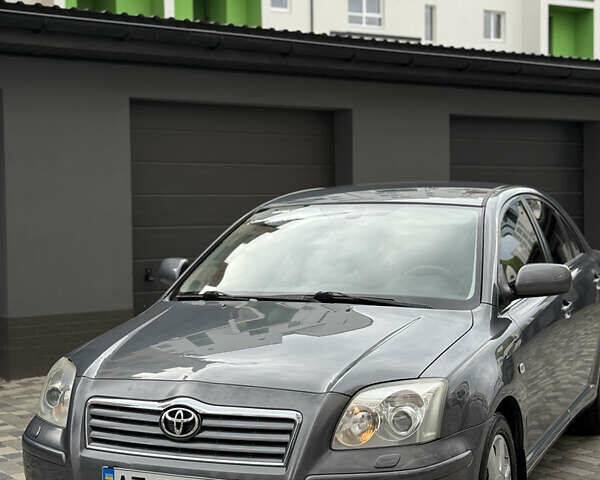 Сірий Тойота Авенсіс, об'ємом двигуна 1.79 л та пробігом 248 тис. км за 5650 $, фото 1 на Automoto.ua