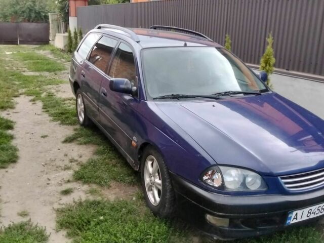 Синій Тойота Авенсіс, об'ємом двигуна 2 л та пробігом 378 тис. км за 1699 $, фото 1 на Automoto.ua