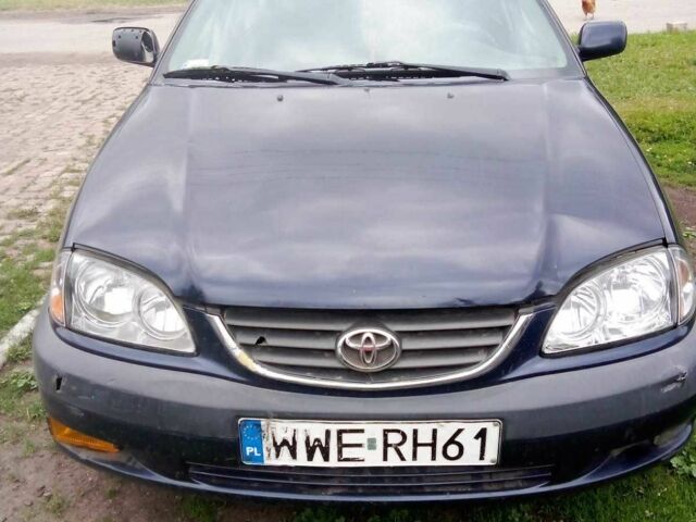 Синий Тойота Авенсис, объемом двигателя 2 л и пробегом 26 тыс. км за 1590 $, фото 1 на Automoto.ua
