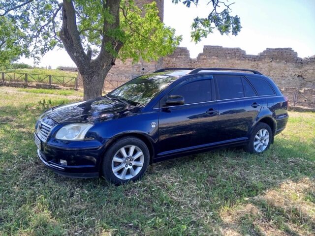 Синій Тойота Авенсіс, об'ємом двигуна 2 л та пробігом 350 тис. км за 4350 $, фото 1 на Automoto.ua