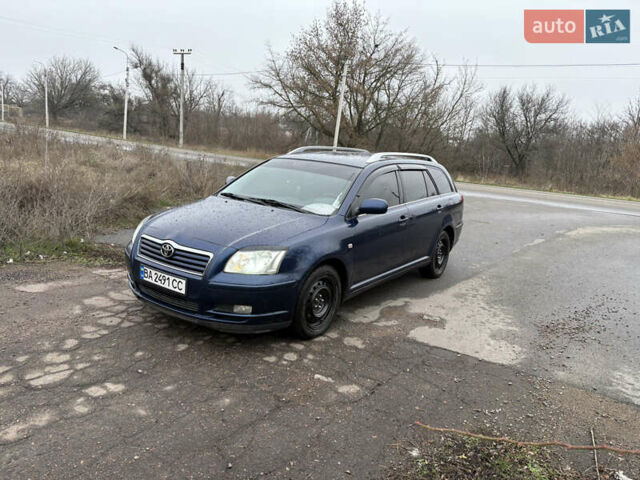 Синий Тойота Авенсис, объемом двигателя 1.79 л и пробегом 322 тыс. км за 5500 $, фото 1 на Automoto.ua