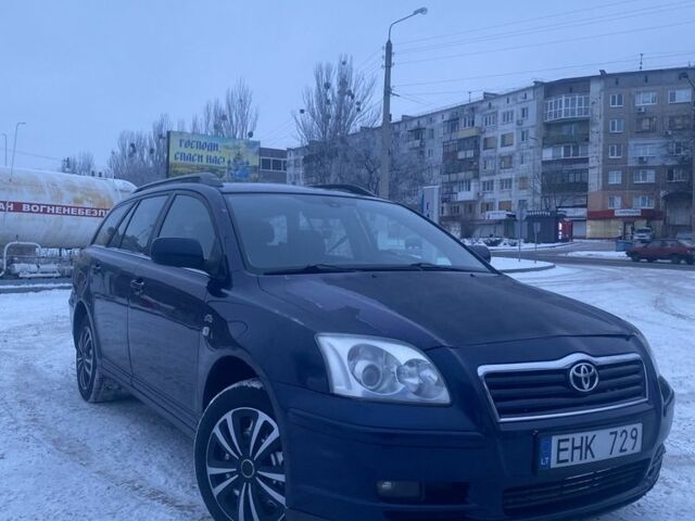 Синій Тойота Авенсіс, об'ємом двигуна 2 л та пробігом 345 тис. км за 2900 $, фото 1 на Automoto.ua