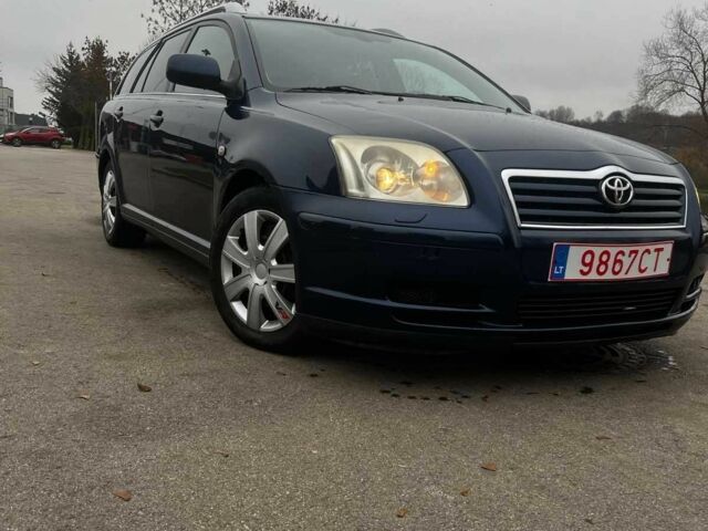 Синий Тойота Авенсис, объемом двигателя 2 л и пробегом 330 тыс. км за 3400 $, фото 1 на Automoto.ua