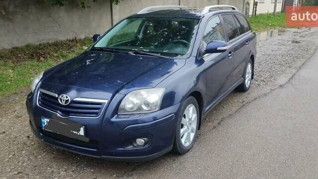 Синий Тойота Авенсис, объемом двигателя 2 л и пробегом 232 тыс. км за 5700 $, фото 1 на Automoto.ua