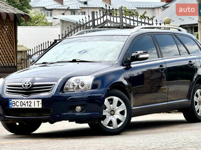 Синий Тойота Авенсис, объемом двигателя 1.8 л и пробегом 233 тыс. км за 4999 $, фото 1 на Automoto.ua