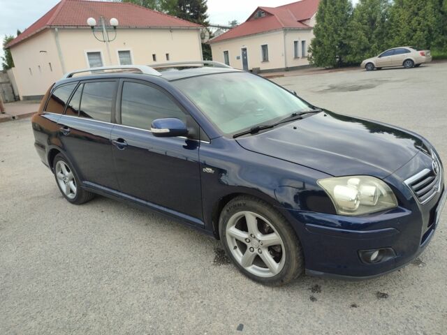 Синий Тойота Авенсис, объемом двигателя 2.2 л и пробегом 350 тыс. км за 5500 $, фото 1 на Automoto.ua