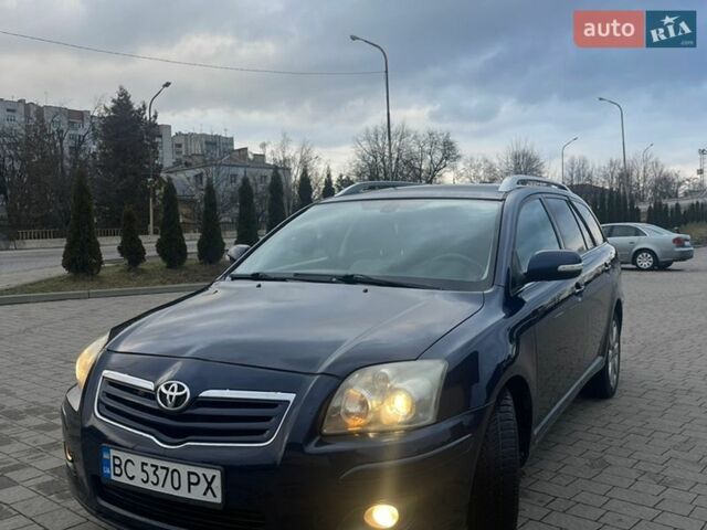 Синий Тойота Авенсис, объемом двигателя 2 л и пробегом 312 тыс. км за 6300 $, фото 1 на Automoto.ua