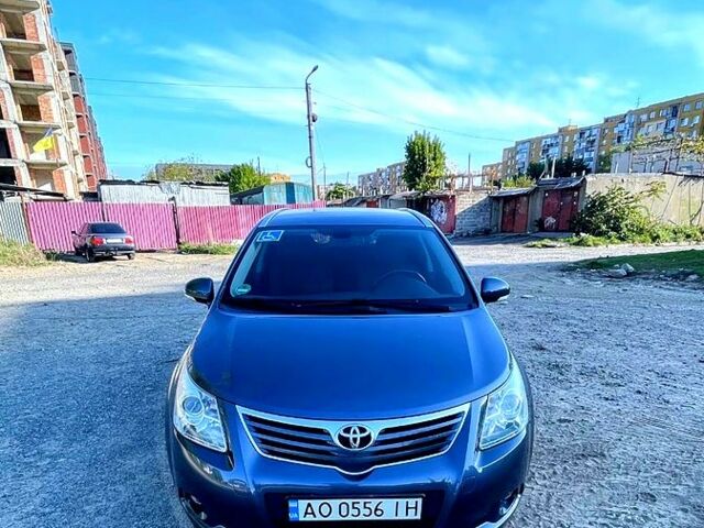Синій Тойота Авенсіс, об'ємом двигуна 2.2 л та пробігом 248 тис. км за 7500 $, фото 1 на Automoto.ua