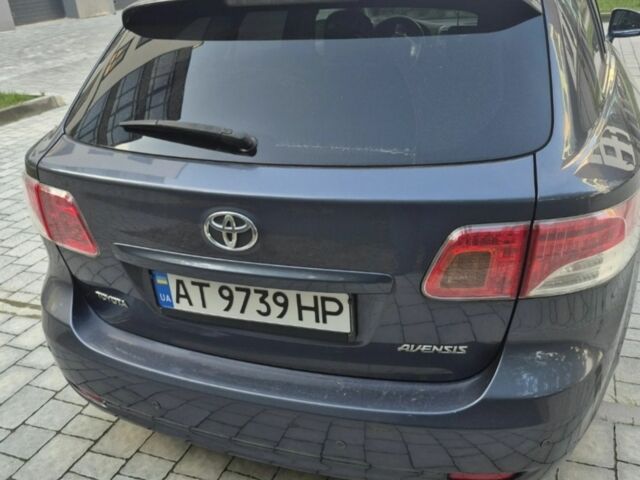 Синий Тойота Авенсис, объемом двигателя 2.2 л и пробегом 308 тыс. км за 8600 $, фото 1 на Automoto.ua