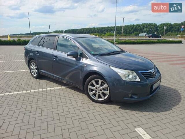 Синий Тойота Авенсис, объемом двигателя 2.23 л и пробегом 231 тыс. км за 8500 $, фото 1 на Automoto.ua