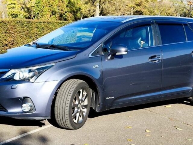 Синий Тойота Авенсис, объемом двигателя 2.23 л и пробегом 177 тыс. км за 10800 $, фото 1 на Automoto.ua