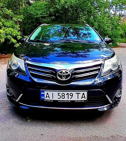 Синий Тойота Авенсис, объемом двигателя 2.2 л и пробегом 243 тыс. км за 13900 $, фото 1 на Automoto.ua