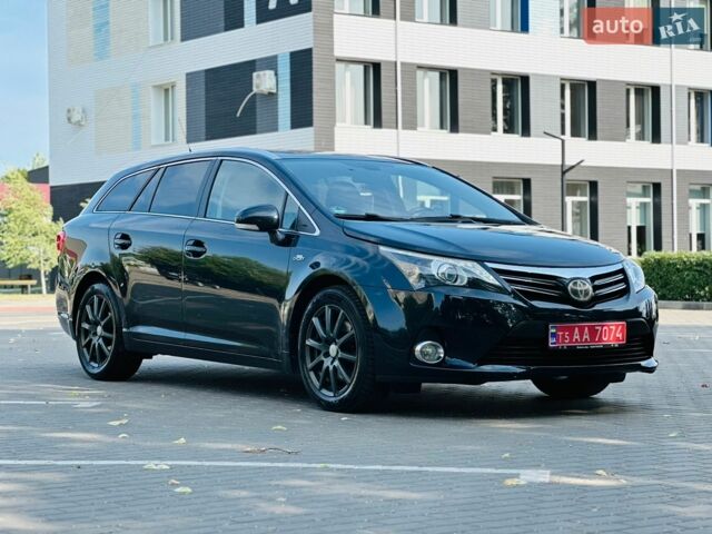 Синий Тойота Авенсис, объемом двигателя 2.2 л и пробегом 273 тыс. км за 10900 $, фото 1 на Automoto.ua