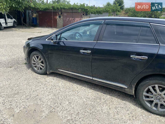 Синий Тойота Авенсис, объемом двигателя 2 л и пробегом 298 тыс. км за 8950 $, фото 1 на Automoto.ua