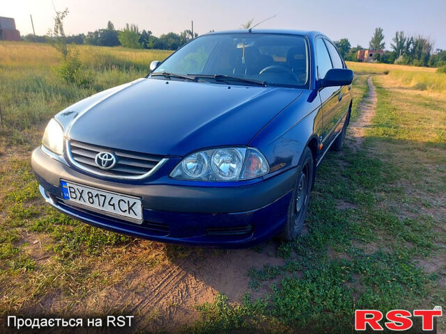 Синий Тойота Авенсис, объемом двигателя 2 л и пробегом 263 тыс. км за 3900 $, фото 1 на Automoto.ua