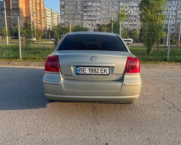 Зеленый Тойота Авенсис, объемом двигателя 2 л и пробегом 183 тыс. км за 5500 $, фото 1 на Automoto.ua
