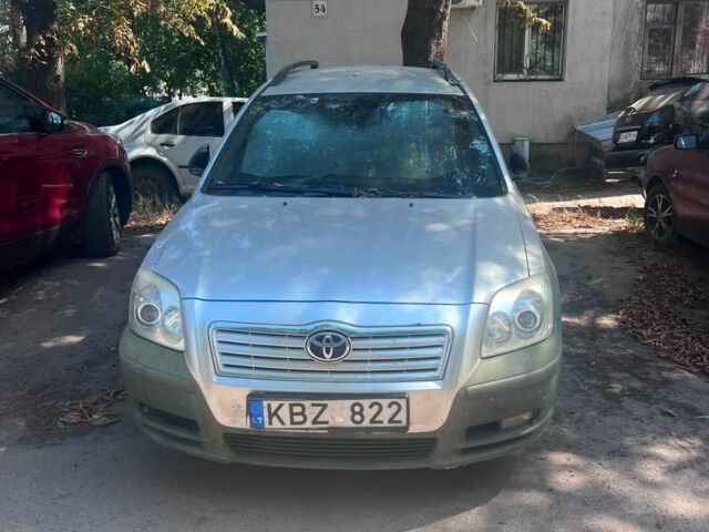 Зеленый Тойота Авенсис, объемом двигателя 2 л и пробегом 409 тыс. км за 2459 $, фото 1 на Automoto.ua