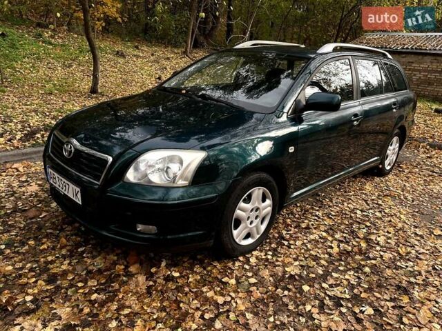 Зелений Тойота Авенсіс, об'ємом двигуна 1.8 л та пробігом 187 тис. км за 4300 $, фото 1 на Automoto.ua