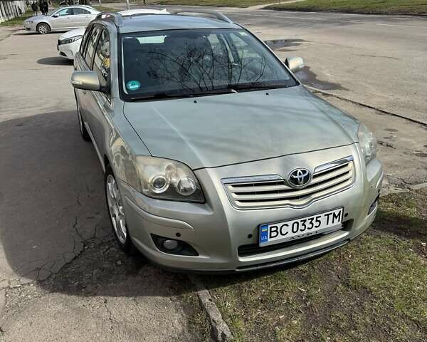 Зеленый Тойота Авенсис, объемом двигателя 2.01 л и пробегом 231 тыс. км за 6550 $, фото 1 на Automoto.ua