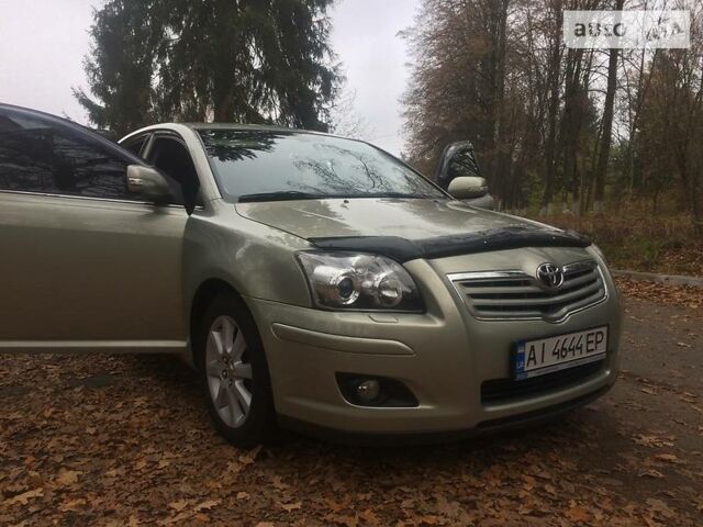 Зелений Тойота Авенсіс, об'ємом двигуна 2 л та пробігом 150 тис. км за 9200 $, фото 1 на Automoto.ua