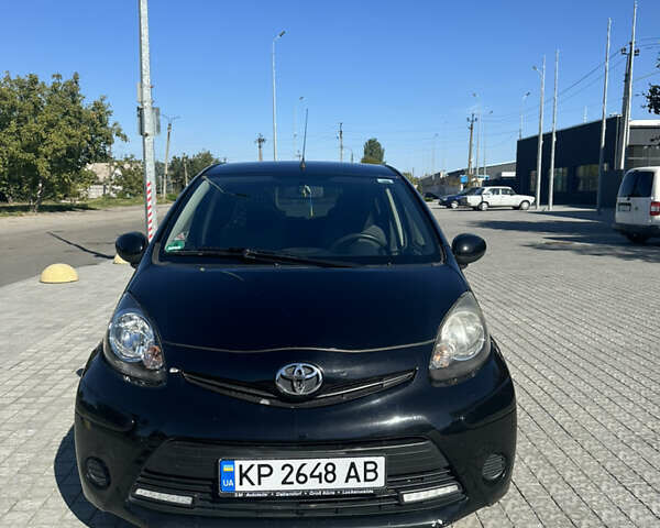 Чорний Тойота Айго, об'ємом двигуна 1 л та пробігом 160 тис. км за 6000 $, фото 1 на Automoto.ua