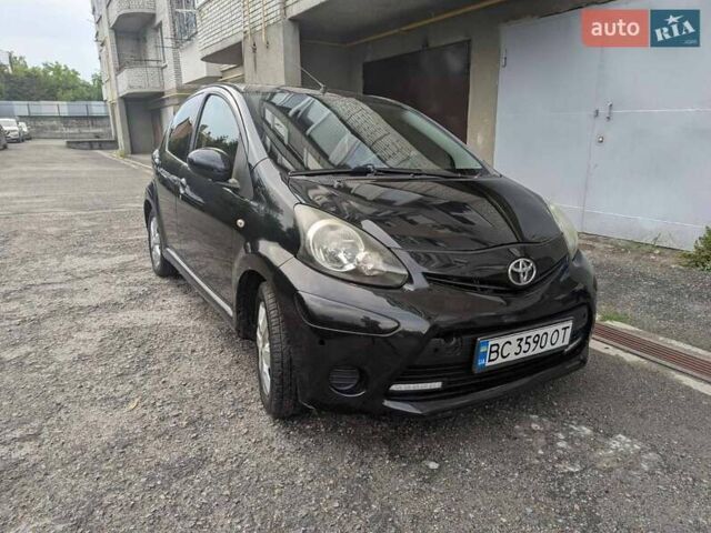 Чорний Тойота Айго, об'ємом двигуна 1 л та пробігом 171 тис. км за 5500 $, фото 1 на Automoto.ua