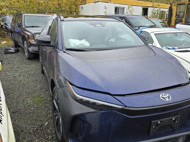 Синий Тойота BB, объемом двигателя 0 л и пробегом 45 тыс. км за 15500 $, фото 1 на Automoto.ua