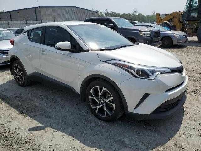 Белый Тойота C-HR, объемом двигателя 2 л и пробегом 94 тыс. км за 4500 $, фото 1 на Automoto.ua